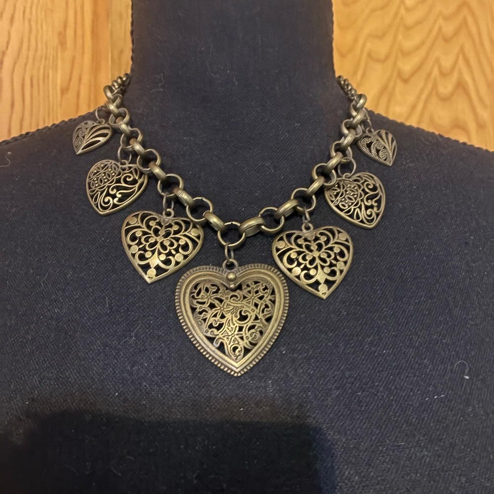 🎊 FINAL CLEARANCE 🎉$7 or 3 for $15 🎊 Vintage Heart Charm Necklace